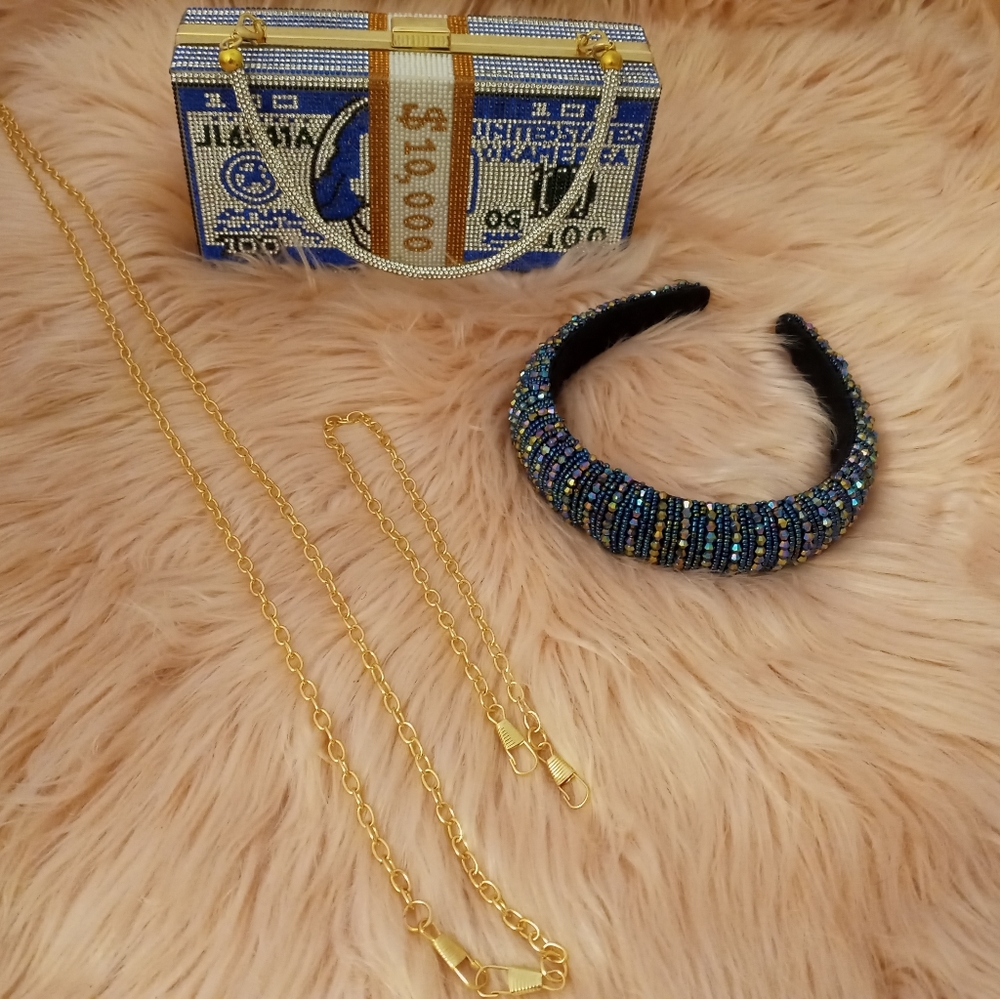 Matching Accessories Set - Picture 4 of 6